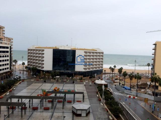 Piso en venta en Cádiz, Cadiz photo 0