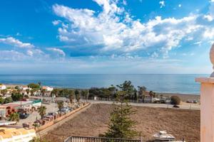 Casa en venta en Vélez-Málaga, Benajarafe photo 0