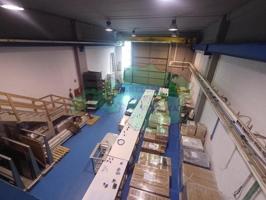 Edificio en venta en Barakaldo, Kareaga photo 0