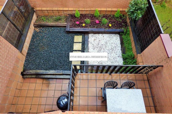 Adosada en venta en Logroño, Avda. Madrid photo 0