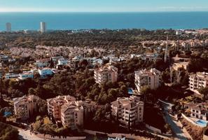 Apartamento en venta en Marbella, Marbella Este photo 0