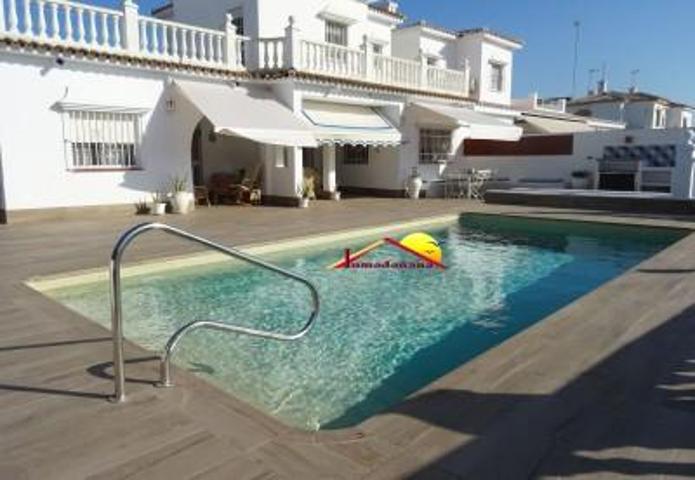 Adosada en venta en Matalascañas, Sector Laguna de Sopetón photo 0