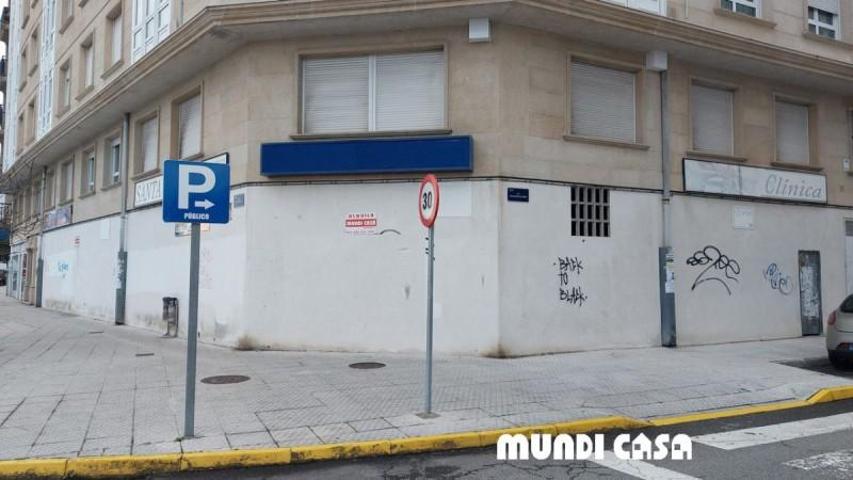 Local comercial en venta en Boiro, Boiro photo 0