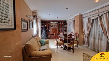 Casa en venta en Alcalá la Real, Alcala La Real photo 0