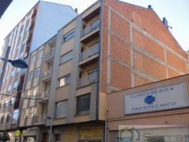 Edificio en venta en Sarria, Centro photo 0