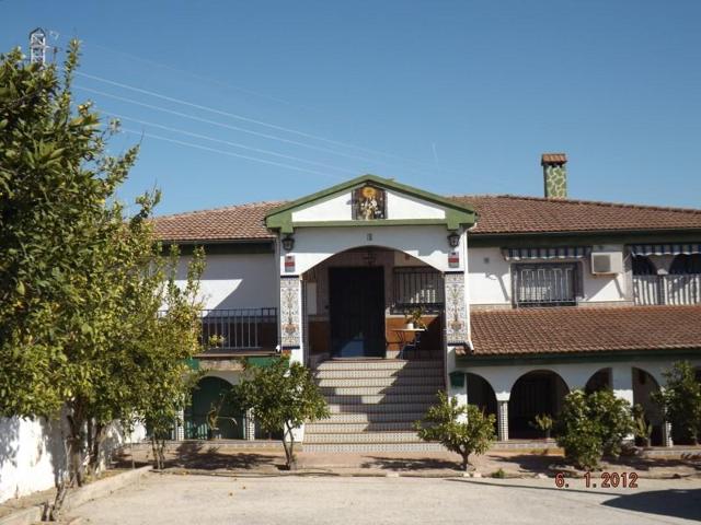 Chalet en venta en Jaén, Las Infantas photo 0