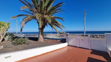 Apartamento en venta en Tías, Puerto del Carmen photo 0