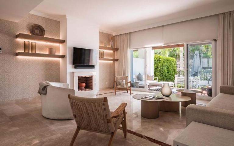 Piso en venta en Benahavís, Benahavis photo 0