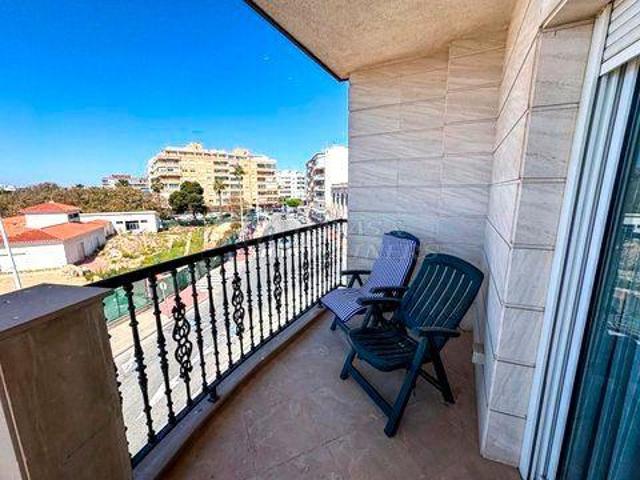 Piso en venta en Torrevieja, Centro photo 0