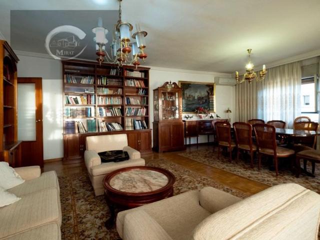 Piso en venta en Salamanca, Oeste photo 0