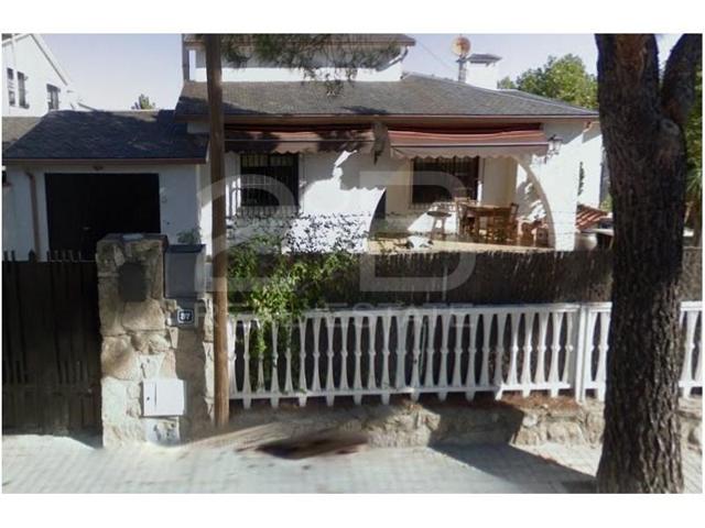 Casa en venta en Brunete photo 0