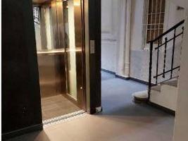 Apartamento en venta en Barcelona photo 0