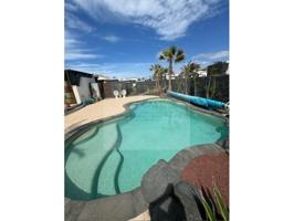 Chalet en venta en Yaiza photo 0