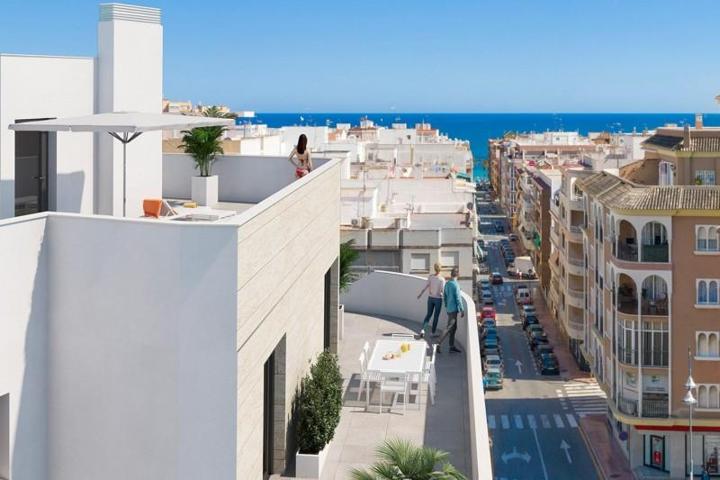 Aticos en venta en Torrevieja, Playa del Cura photo 0