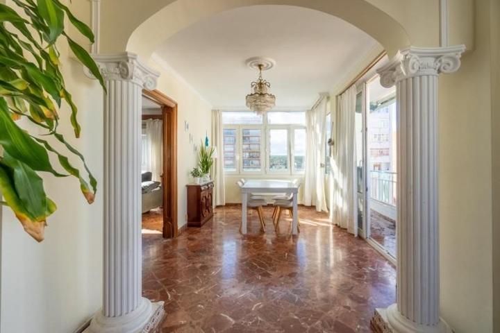 Piso en venta en Llucmajor, S´Arenal photo 0