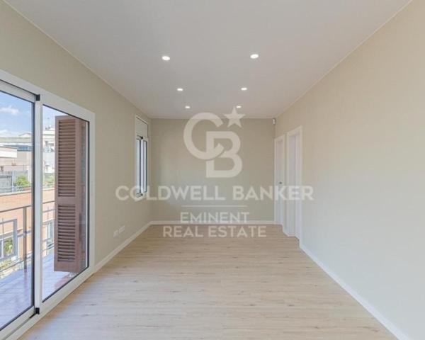 Piso en venta en Barcelona photo 0