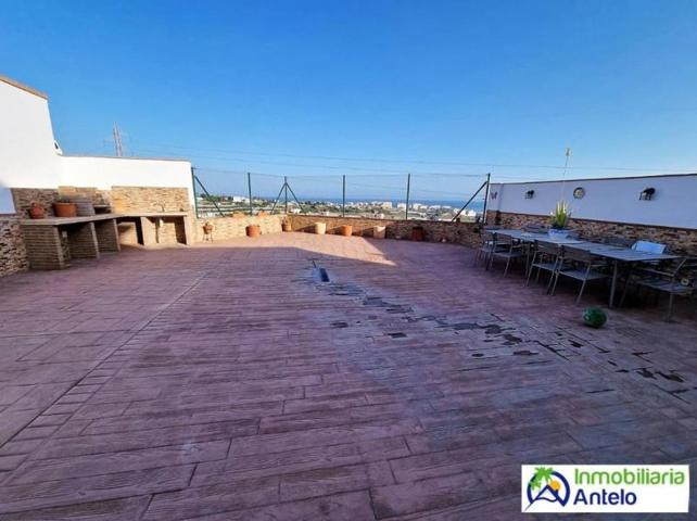 Casa en venta en Torrox, Costa photo 0