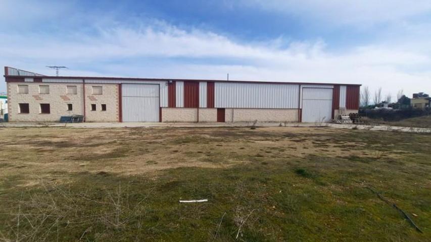 Nave industrial en venta en Valverde del Majano, Valverde Del Majano photo 0