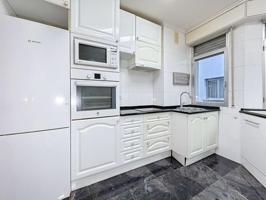 Piso en venta en Vitoria-Gasteiz, Centro photo 0
