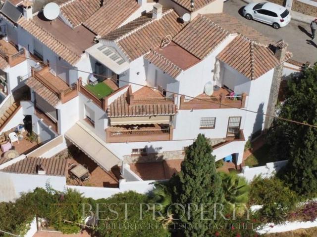 Chalet en venta en Nerja photo 0