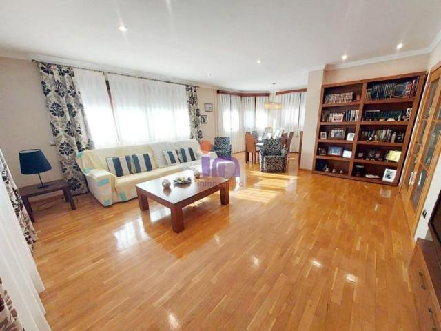 Chalet en venta en Valdepeñas, Nuevo Valdepenas photo 0