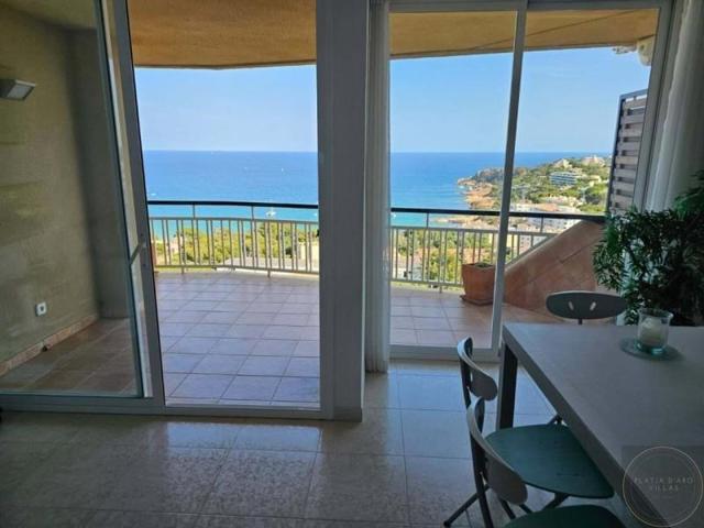 Piso en venta en Sant Feliu de Guíxols, Sant Feliu de Guíxols photo 0