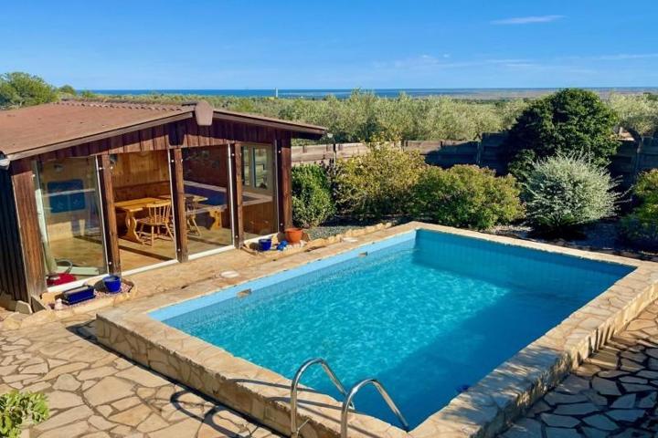 Chalet en venta en Camarles, Cataluna photo 0