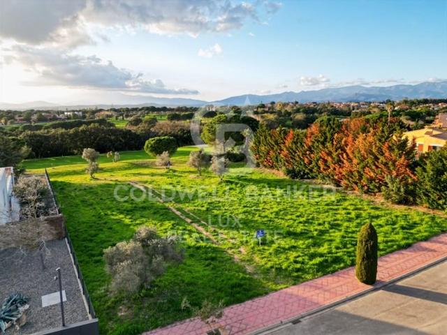 Terreno en venta en Peralada, Urbanització photo 0