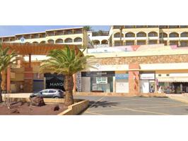 Local comercial en venta en Pájara photo 0