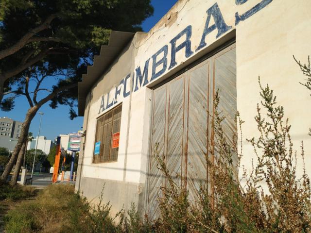 Nave industrial en venta en Crevillent, Crevillent photo 0