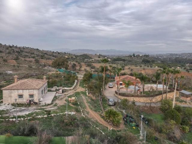 Chalet en venta en Coín, Costa del Sol photo 0