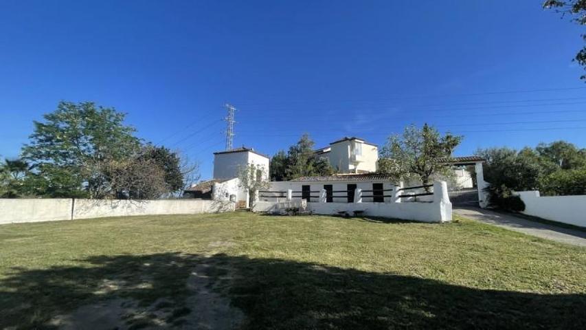 Chalet en venta en Estepona, Costa Del Sol photo 0