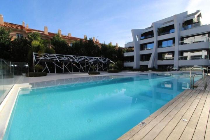 Apartamento en venta en Marbella, Urb. Marbesa photo 0
