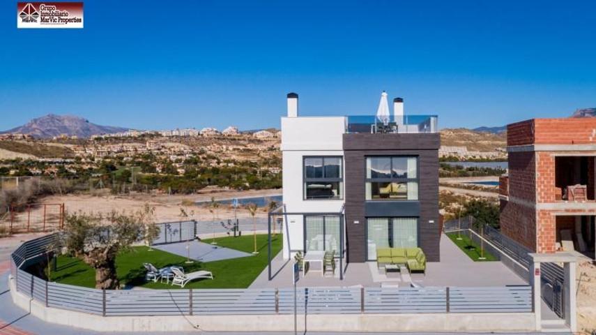 Chalet en venta en Mutxamel, Bonalba-Cotoveta photo 0