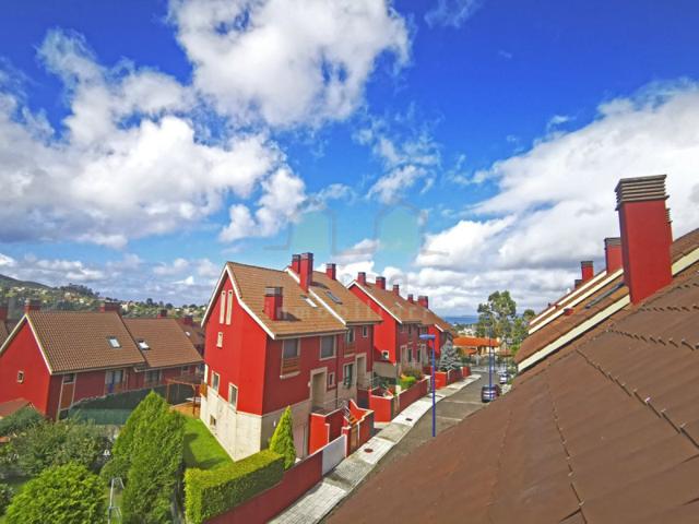 Chalet en venta en Vigo, Matama photo 0