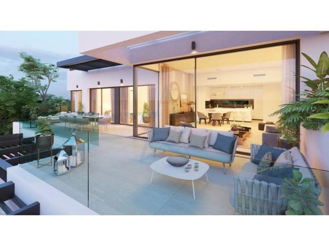 Apartamento en venta en Benahavís photo 0