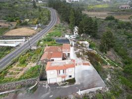 Casa en venta en Adeje, Adeje photo 0