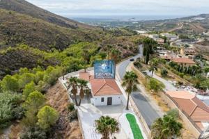 Chalet en venta en Molvízar, Poligonos photo 0