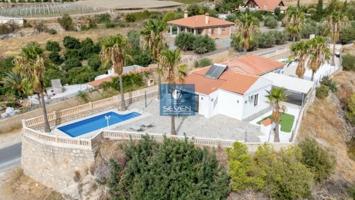 Chalet en venta en Molvízar, Poligonos photo 0