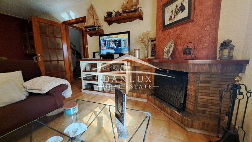 Edificio en venta en Blanes, Centro photo 0