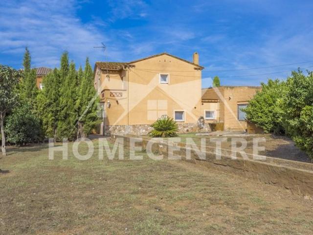 Casa en venta en Castelló d'Empúries photo 0