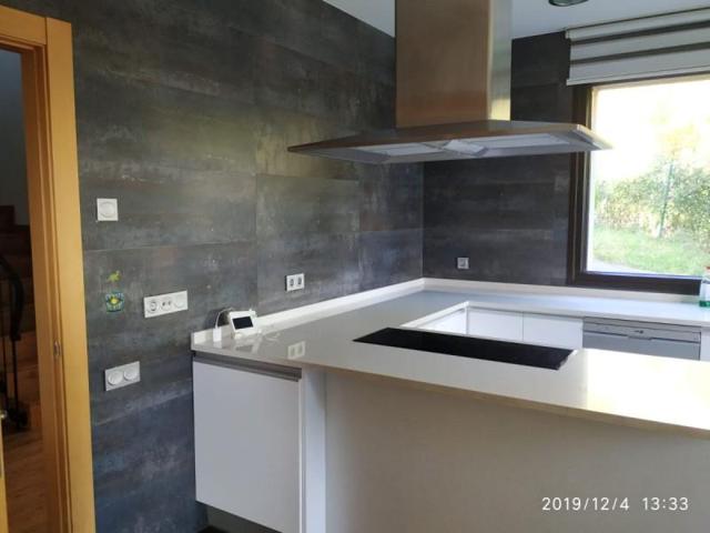 Casa en venta en Oviedo, Ciudad Naranco photo 0