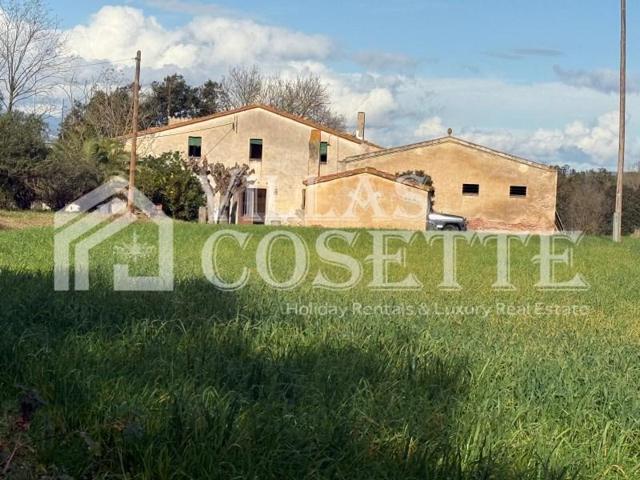 Chalet en venta en Tordera photo 0