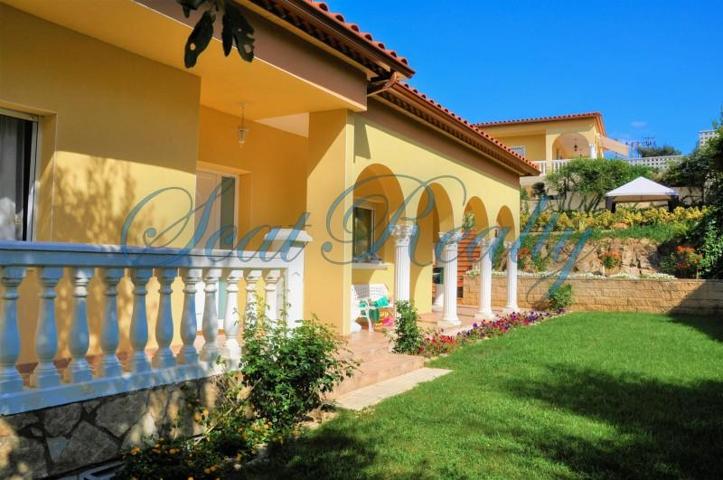 Chalet en venta en Castell-Platja d'Aro, Castell-Platja d'Aro photo 0