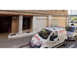 Local comercial en venta en Esplugues de Llobregat photo 0