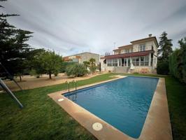 Chalet en venta en Valdepeñas, Nuevo Valdepenas photo 0