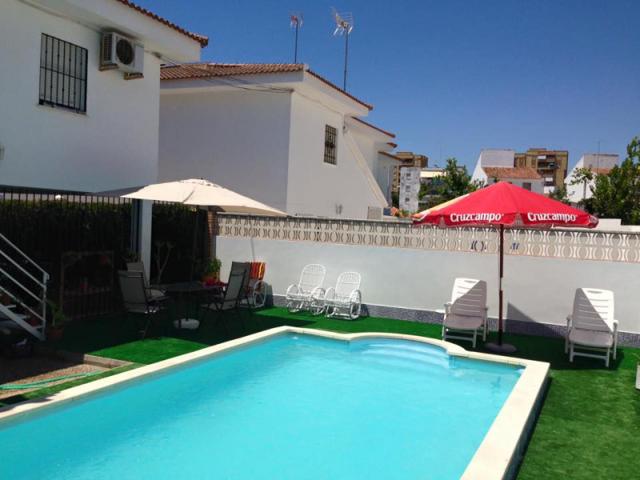 Chalet en venta en Lepe, La Antilla photo 0