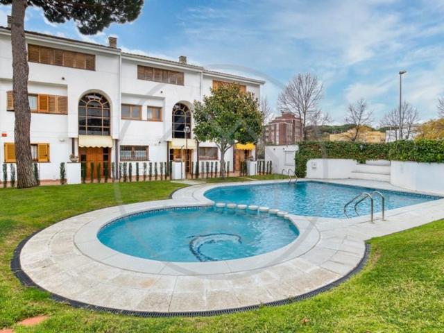 Bungalow en venta en Castell-Platja d'Aro photo 0