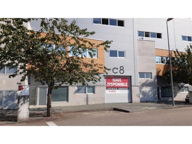 Nave industrial en venta en Vigo photo 0