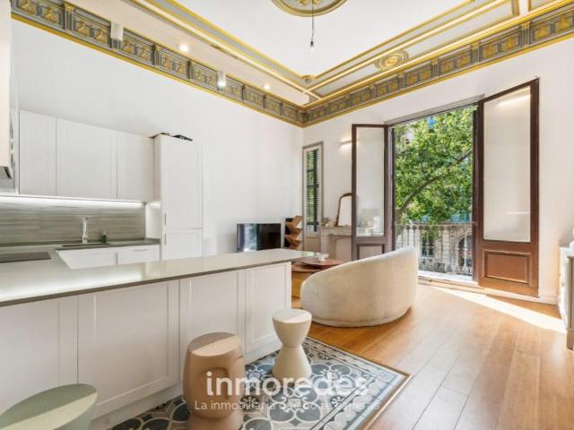 Piso en venta en Barcelona photo 0